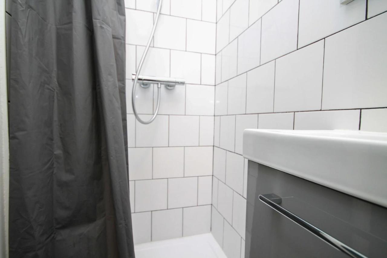 02 - Chambre Avec Lit Double Et Sdb Prive Wifi Saint-Denis  Dış mekan fotoğraf